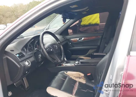 2011 Mercedes-Benz C 300 Sport 4Matic from USA, damaged, VIN WDDGF8BB6BR151780